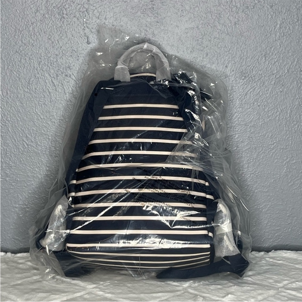 Kate Spade Chelsea Nylon Medium Backpack Bag Parisian Navy NWT - Picture 6 of 12